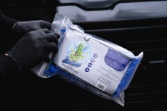 Nuke Guys - Bug Swiper - 2 in 1 Insektenschwamm - Wasch Pad - verpackt